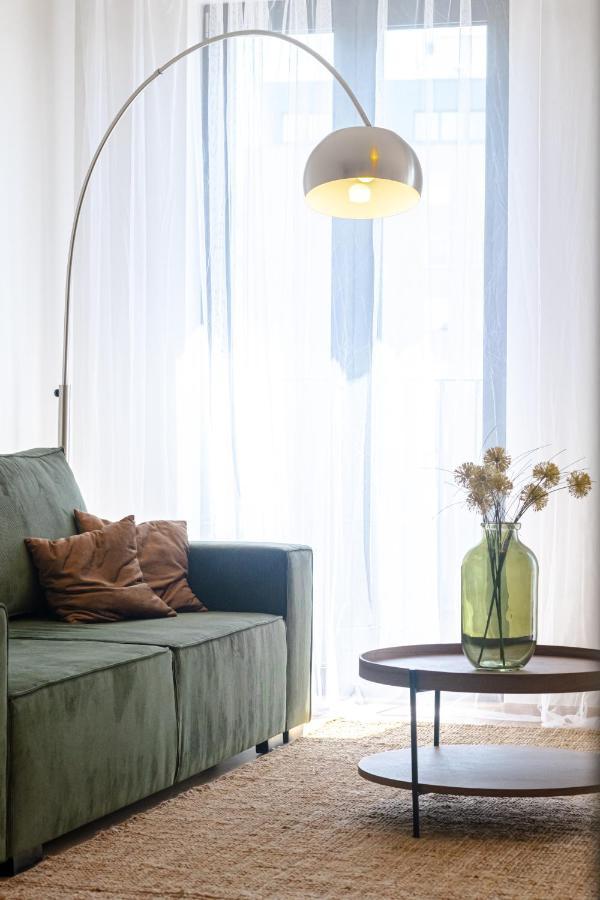 Newly Built Apartment In Vibrant Neighbourhood プラハ エクステリア 写真